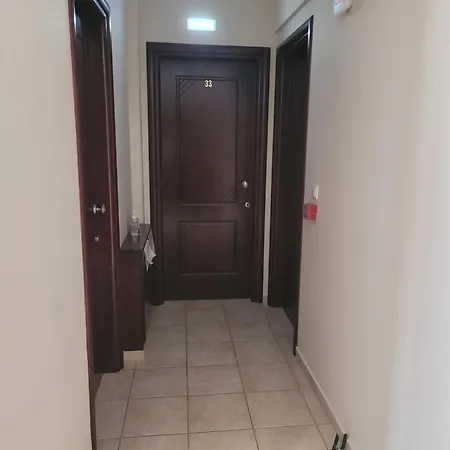 Marie Claire * Olympiakí Aktí