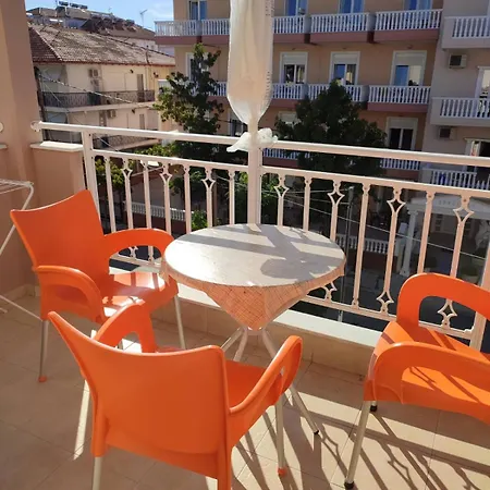 Marie Claire * Olympiakí Aktí