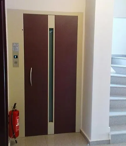 Marie Claire * Olympiakí Aktí